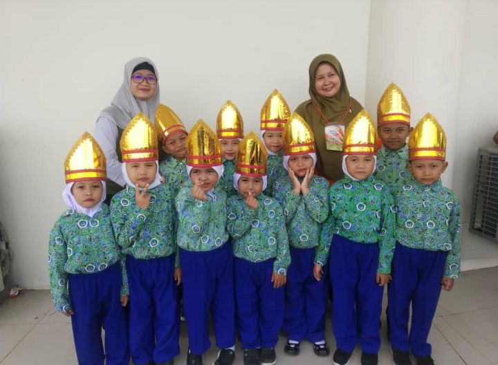 Juara 1 Lomba Paduan Suara